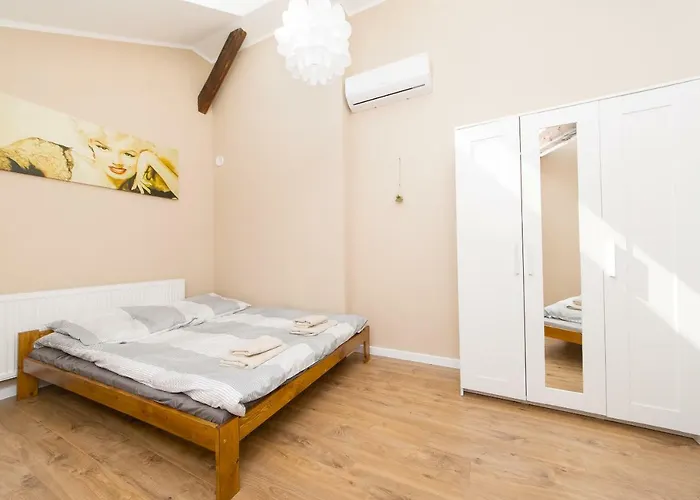 Apartment Blue Old Town Air Condition P4you Pl