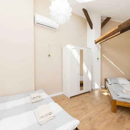 Blue Old Town Air Condition P4you Pl Apartament *