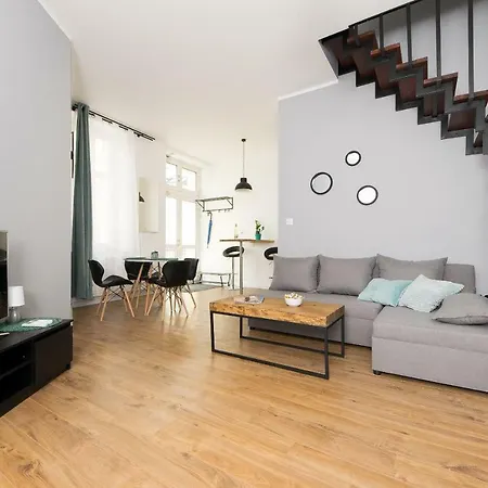 Appartement Blue Old Town Air Condition P4you Pl